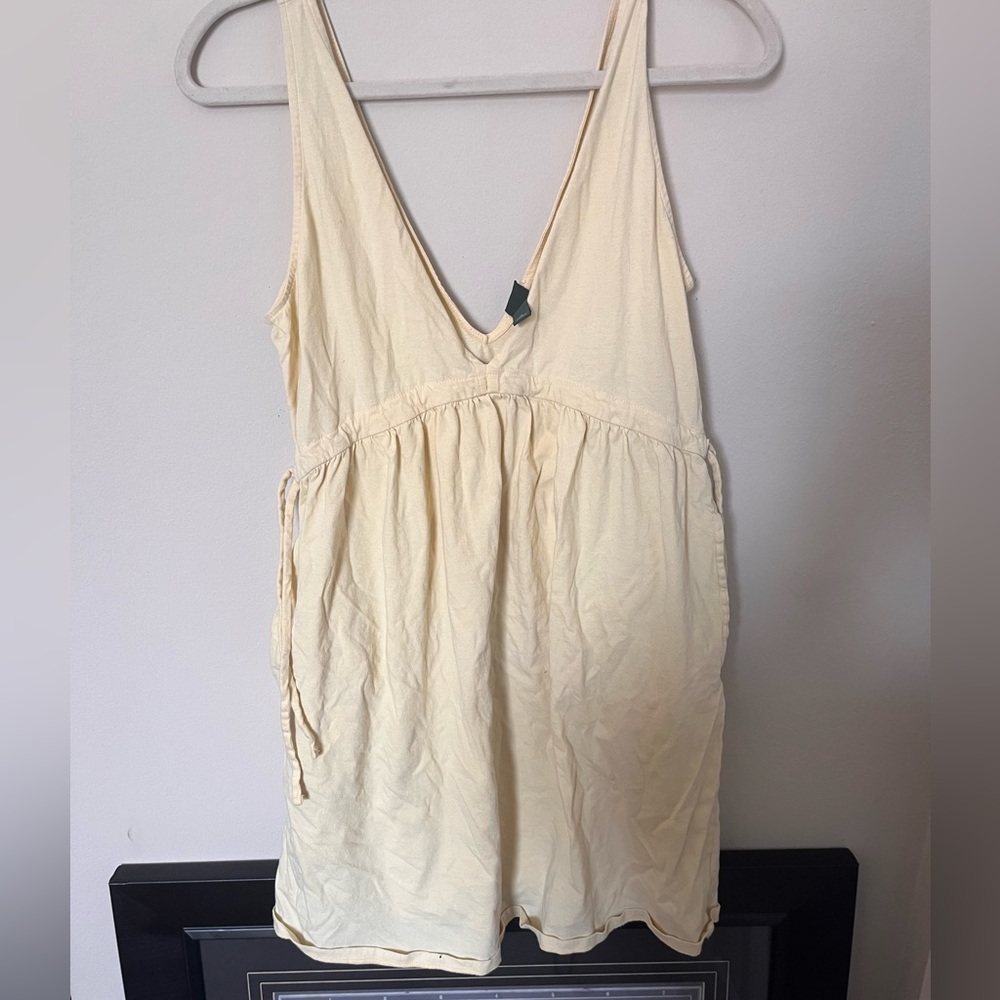 Wild fable yellow neck dress cinched waist and pockets summer sun dress size M